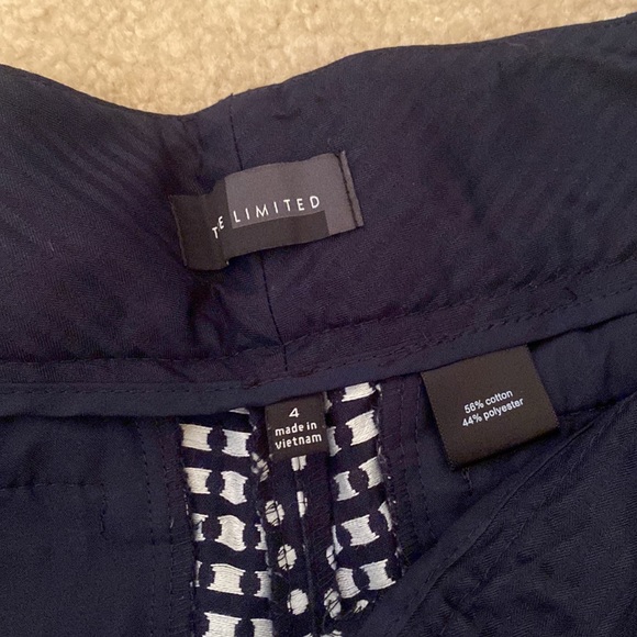 The Limited short - Picture 4 of 4